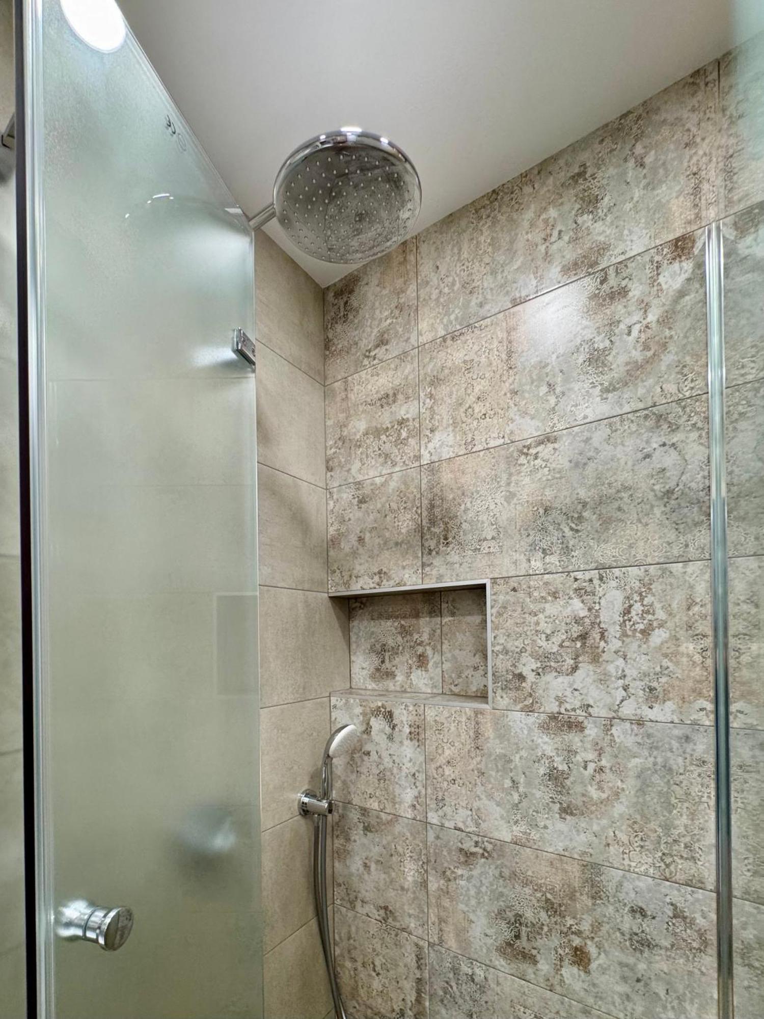 Parkcentral Luxury In City Center 7 Veliko Tŭrnovo Exterior foto