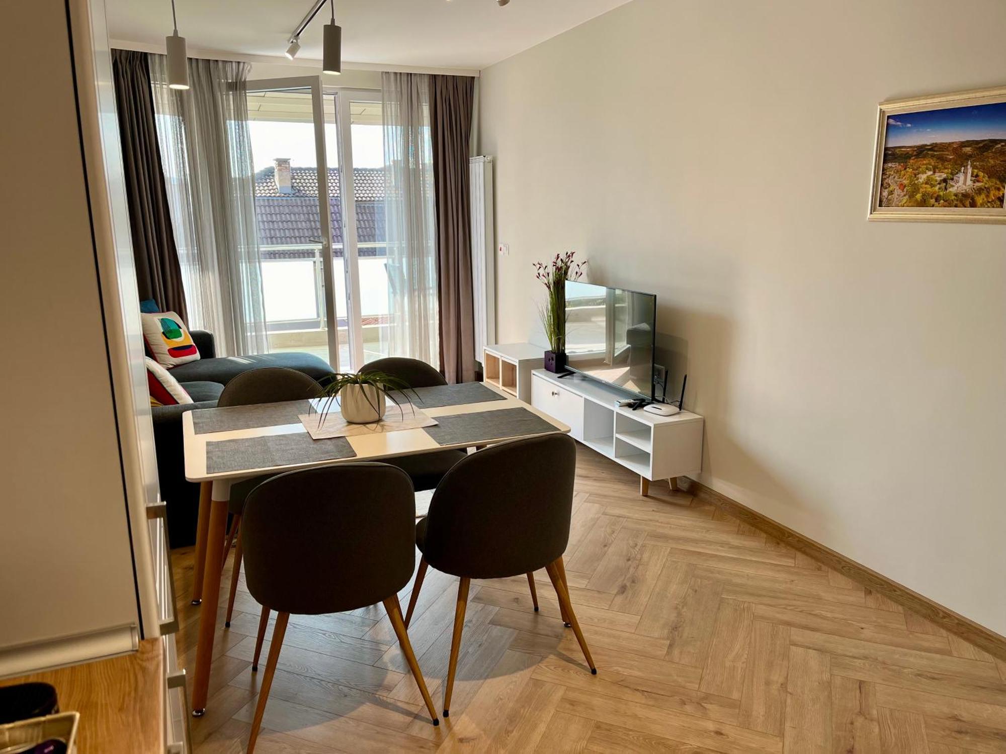 Parkcentral Luxury In City Center 7 Veliko Tŭrnovo Exterior foto