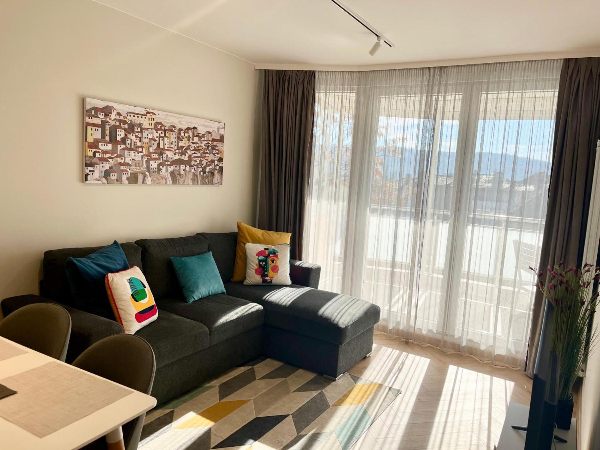 Parkcentral Luxury In City Center 7 Veliko Tŭrnovo Exterior foto